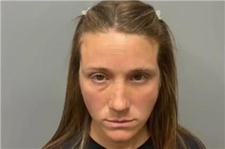 Δασκάλα δημοτικού στις ΗΠΑ κατηγορείται για ασέλγεια δύο μαθητών