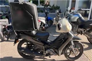 Επτά τα θύματα του 28χρονου διανομέα – Πέταγε πέτρες σε πεζούς και αυτοκίνητα
