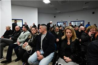 Καρυστιανού δίκη Τεμπών: «Ντροπή και απαξίωση το δικαστήριο – Είμαστε σαν σαρδέλες»