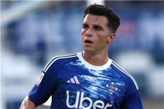 Ο Τάσος Δουβίκας γράφει ιστορία με την Κόμο στην ιταλική Serie A