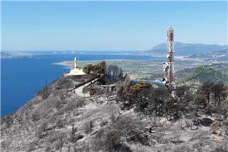 Drone κατέγραψε την καταστροφή που άφησε πίσω της η φωτιά στη Φωκίδα