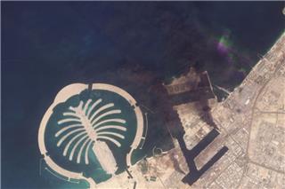 Οι influencers γύρισαν την πλάτη στο Ντουμπάι: Αδειες οι παραλίες υπό το φόβο επιθέσεων από το Ιράν