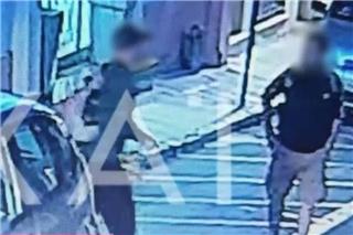 Έκρηξη στην Πλάκα: Ποινική δίωξη για κακουργήματα στους τρεις κλέφτες χαλκού ‑ Φωτογραφίες ντοκουμέντο των δραστών
