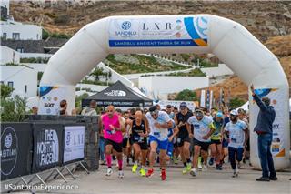 Santorini Experience 2026: Πάνω από 3.600 συμμετοχές και αθλητές από 42 χώρες στη Σαντορίνη