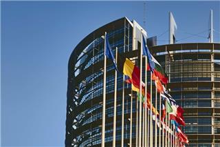 Η ΕΕ προσφέρει 450 εκατ. ευρώ σε ανθρωπιστική βοήθεια για τη Μέση Ανατολή