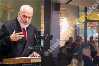 Έντι Ράμα: Δέχθηκε επίθεση με αυγά από Αλβανούς διαδηλωτές στη Νέα Υόρκη