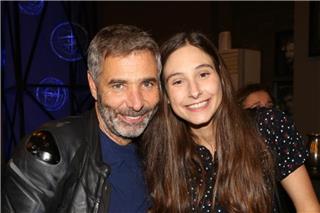 Η Φωτεινή Αθερίδου αντέδρασε σε ερώτηση για τον χωρισμό του πατέρα της με τη Σμαράγδα Καρύδη