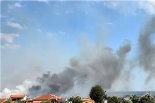 Φωτιά στη Νέα Καλλικράτεια Χαλκιδικής: Μήνυμα από το 112 για εκκένωση δύο οικισμών