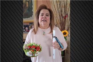 Η Έφη Θώδη ευχήθηκε «καλή Ανάσταση» με ένα βίντεο στο Instagram