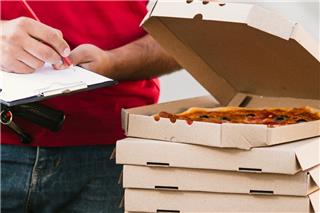 Ωραιόκαστρο: Η παραγγελία που έγινε viral - «Χτύπα μία φορά εκτός αν... πεινάς»