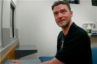 Νέο βίντεο από τη σύλληψη του Τζάστιν Τίμπερλεϊκ για οδήγηση υπό την επήρεια αλκοόλ το 2024