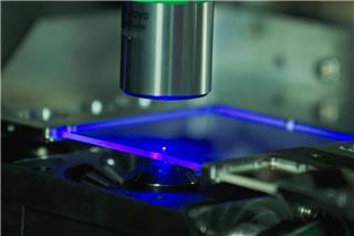 Ξεχάστε το Cloud: Η νέα μέθοδος αποθήκευσης δεδομένων σε γυαλί για 10.000 χρόνια