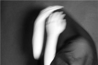 Κρήτη: 43χρονη ζούσε σαν κρατούμενη – Σύζυγος και πεθερά στο εδώλιο