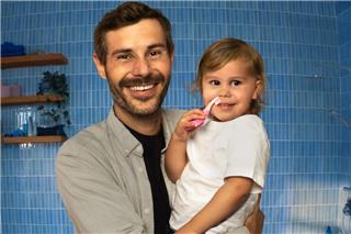 Jordan Whitening: Νέα σειρά για λευκότερα δόντια με οδοντόβουρτσα και οδοντόκρεμα καθημερινής χρήσης