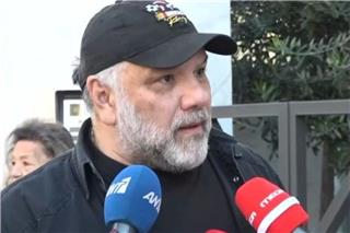 Γρηγόρης Αρναούτογλου: «Τόση αλητεία; Δεν ντρέπεστε;» - Έπεσε θύμα διαδικτυακής απάτης