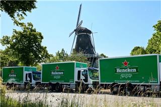 Heineken: Σχέδιο συρρίκνωσης του προσωπικού της κατά 5.000-6.000 άτομα