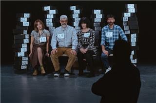 Το INTERVIEW επέστρεψε πιο επίκαιρο από ποτέ - Οι δημιουργοί του μας μιλούν για την παράσταση