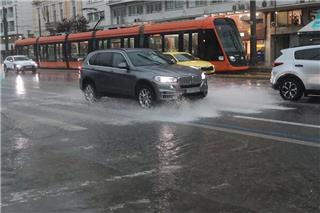 Έκτακτα μέτρα για την κακοκαιρία Erminio: Stop σε εξωτερικές εργασίες και σύσταση για τηλεργασία