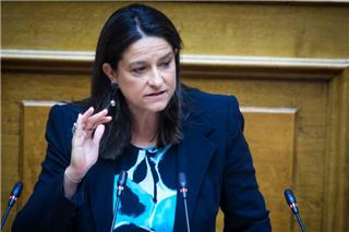 Κεραμέως: Τέλος στην περικοπή των συντάξεων χηρείας μετά την τριετία