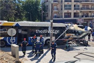 Λεωφορείο έπεσε σε στάση στη Νεάπολη Θεσσαλονίκης, τέσσερις τραυματίες