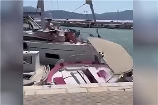 Λευκάδα: Ιστιοφόρο «καρφώθηκε» πάνω σε ελλιμενισμένα σκάφη στο λιμάνι του Καλάμου – Δείτε βίντεο