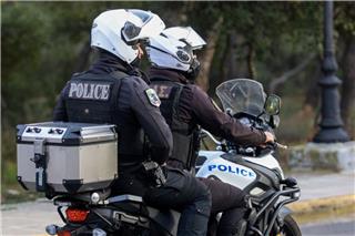 Πυροβολισμοί στη λεωφόρο Μαραθώνος: Ένοπλη επίθεση σε οδηγό ΙΧ