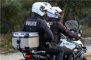 Επίθεση 80 Ρομά σε αστυνομικούς στα Ανω Λιόσια, τραυματίστηκε άνδρας της ΔΙΑΣ από δάγκωμα και πέτρες
