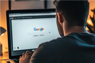 SEO vs Google Ads: Ποιο Φέρνει Πραγματικά Αποτελέσματα;