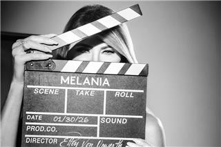 «Melania»: Ο Πολ Τόμας Αντερσον και ο Τζόνι Γκρίνγουντ ζητούν να αφαιρεθεί μουσική τους