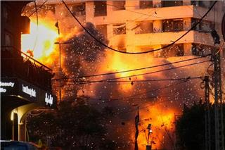 Πόλεμος στη Μέση Ανατολή: Εκατέρωθεν πυρά στον 2ο μήνα – Τραυματίες Αμερικανοί στρατιώτες στη Σαουδική Αραβία