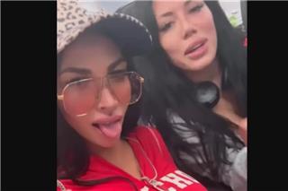 Μοντέλα του OnlyFans προκάλεσαν χάος σε πτήση της American Airlines: Όταν τις συνέλαβαν έκαναν... σπαγκάτο, δείτε βίντεο