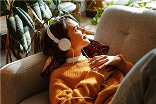 Η Google βάζει μουσική στο Gemini: Lyria 3 με αυτόματους στίχους και μεγαλύτερο δημιουργικό έλεγχο