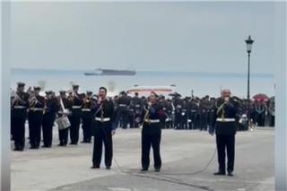 Θεσσαλονίκη: Η μπάντα του Πολεμικού Ναυτικού έπαιξε Μαζωνάκη