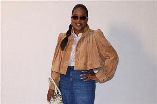 Η Όπρα Γουίνφρεϊ εντυπωσίασε με τη νέα εμφάνισή της μετά την απώλεια βάρους