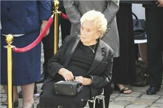 Πέθανε η Μπερναντέτ Σιράκ