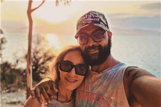 Περικλής Κονδυλάτος: Οι πρώτες φωτογραφίες με τη σύντροφό του Ελίνα από τις διακοπές τους και τι είπε για γάμο και παιδιά