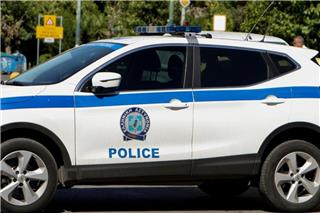 Πάτρα: Ανδρας έσπασε την πόρτα και επιτέθηκε στη μητέρα του - Την περιέλουσε με οινόπνευμα
