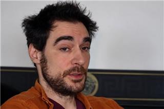 Ποιος ήταν ο ηθοποιός Arnaud Denis που πέθανε με ευθανασία στο Βέλγιο ‑ Οι δύο συνεντεύξεις του