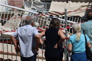 Πετράλωνα: 10 άτομα στο δρόμο από τη μια στιγμή στην άλλη - Αναζητά σπίτια να τους στεγάσει ο δήμος