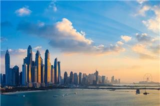 Ισχυρές εκρήξεις σημειώθηκαν στο κέντρο του Ντουμπάι