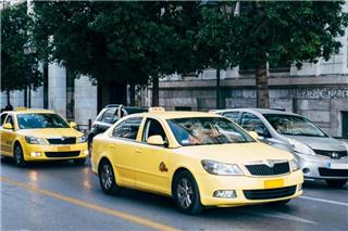 Απαγόρευση των φορτηγών 07:00-10:00 στην Αθήνα για μία εβδομάδα