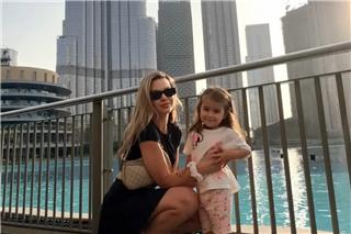 Πωλίνα Νιάρχου: Ακυρώθηκε ξανά η πτήση της μετά από νέα επίθεση στο Ντουμπάι – «Δεν παλεύεται άλλο»