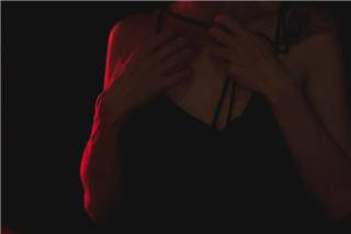 Έφοδος του Ελληνικού FBI σε οίκους ανοχής στην Αθήνα - Συνελήφθησαν 12 άτομα