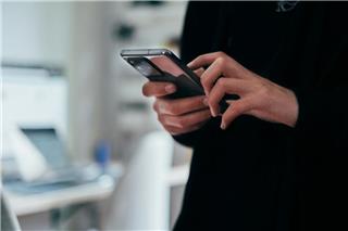 Νέα μεγάλη απάτη με SMS δήθεν από τα «ΕΛΤΑ» - Τι αναφέρει