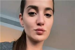 Το βίντεο της Ρίας Ελληνίδου με το... φίδι του Δημήτρη Αλεξάνδρου - «Ρία αγάπη μου»