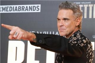 Ο Robbie Williams απέλυσε τον μάνατζέρ του μετά από 14 χρόνια