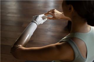 Ρομπότ του σeξ: Το απόλυτο «ναρκωτικό» της μοναξιάς ή η χαριστική βολή στις σχέσεις;