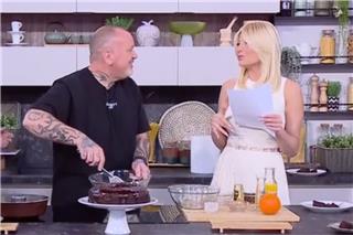 Δημήτρης Σκαρμούτσος σε Φαίη Σκορδά: «Σταμάτα, έχεις και γάμο»