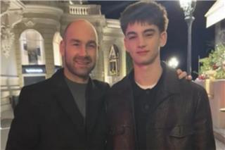 Πιο ψηλός από τον Βασίλη Σπανούλη ο 16χρονος γιος του Θανάσης – Η φωτογραφία από τα γενέθλια του