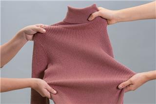 Γιατί οι επιτυχημένοι άνθρωποι επιλέγουν τα ίδια ρούχα ξανά και ξανά